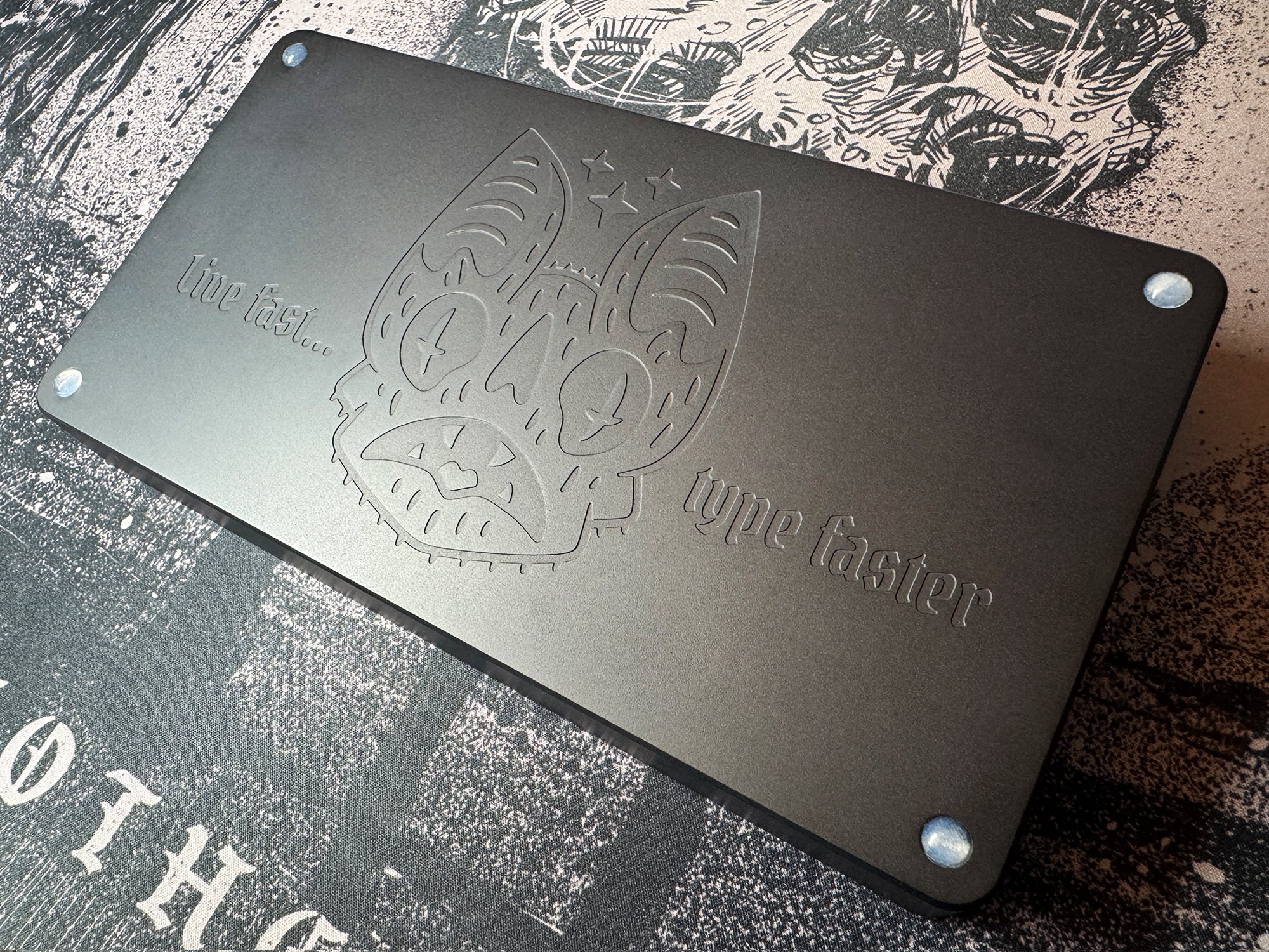 Goth Box Artisan Case – World of Gothcaps