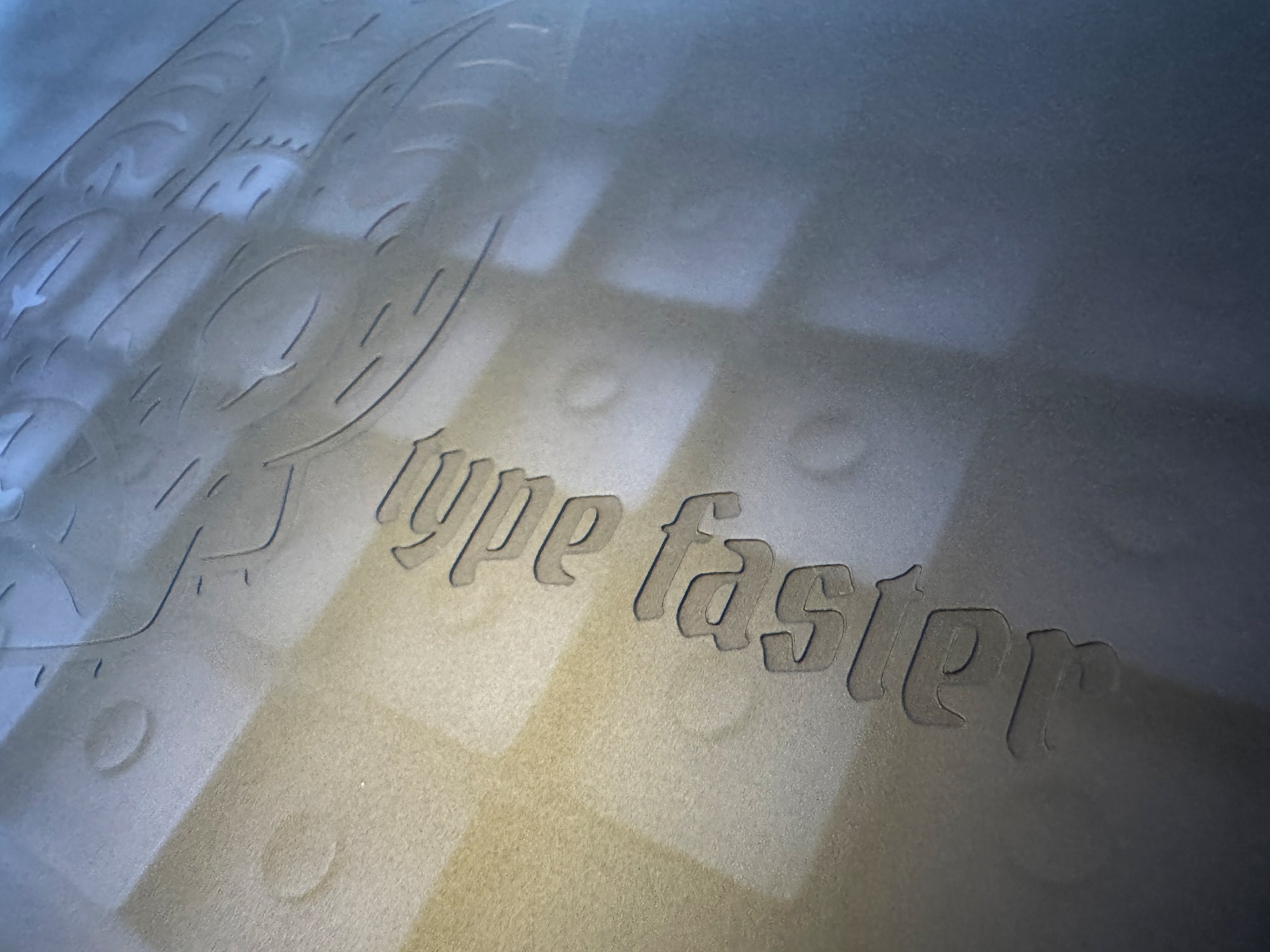 Goth Box Artisan Case – World of Gothcaps